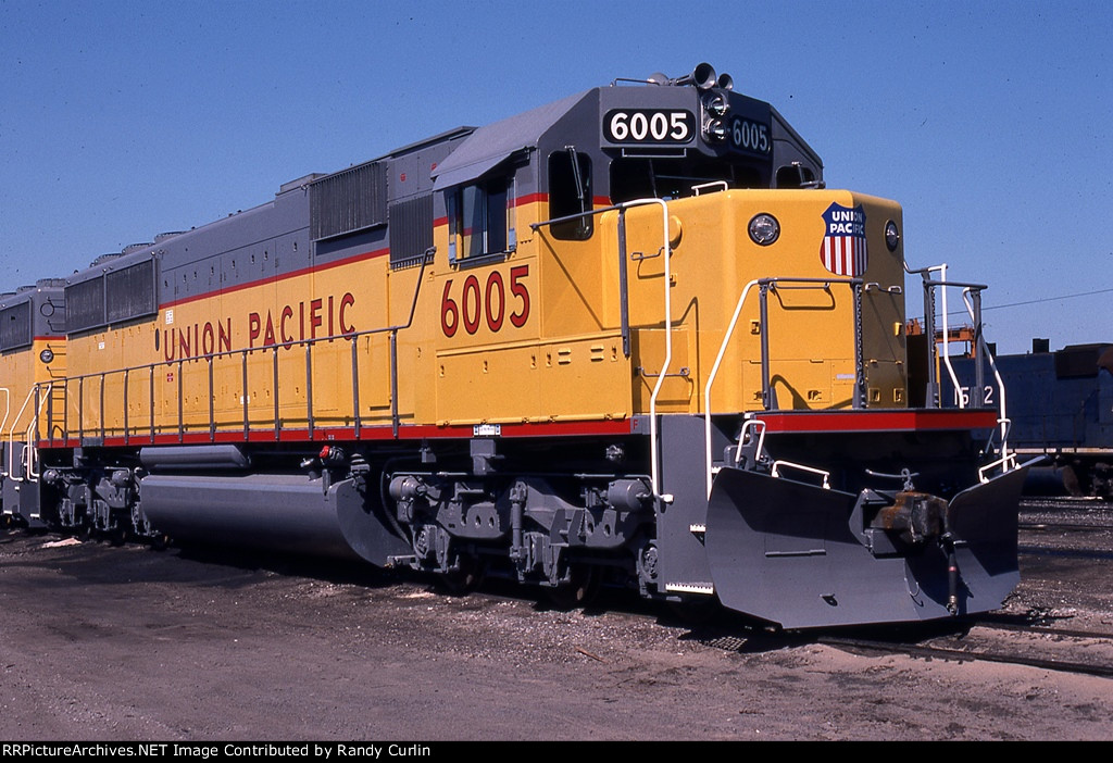 UP 6005 at Dolton